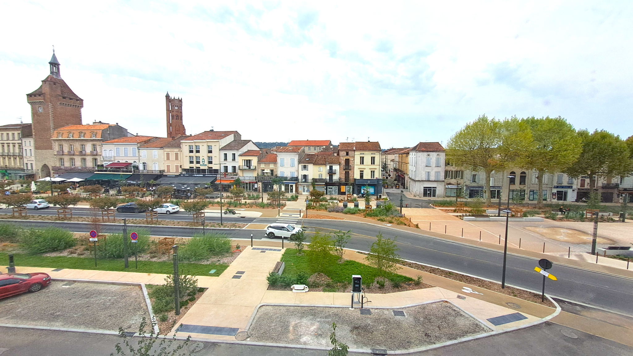 Agence immobilière de Immo + Com -